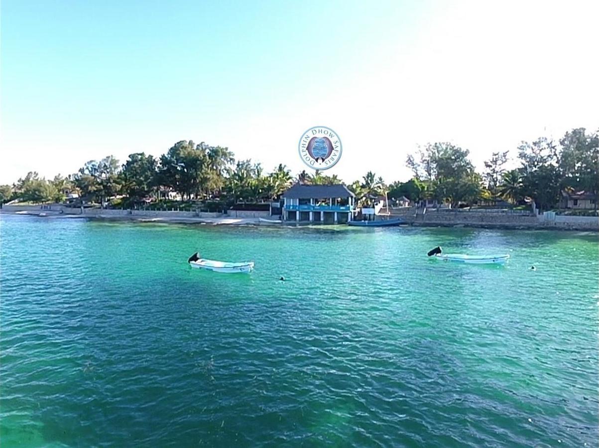 Dolphin Dhow Beach Safaris ビランクロス エクステリア 写真